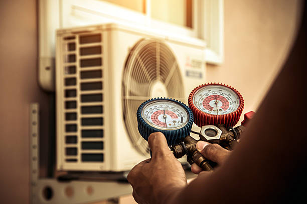 Professional Hvac Repair technician working in Blackfoot, ID